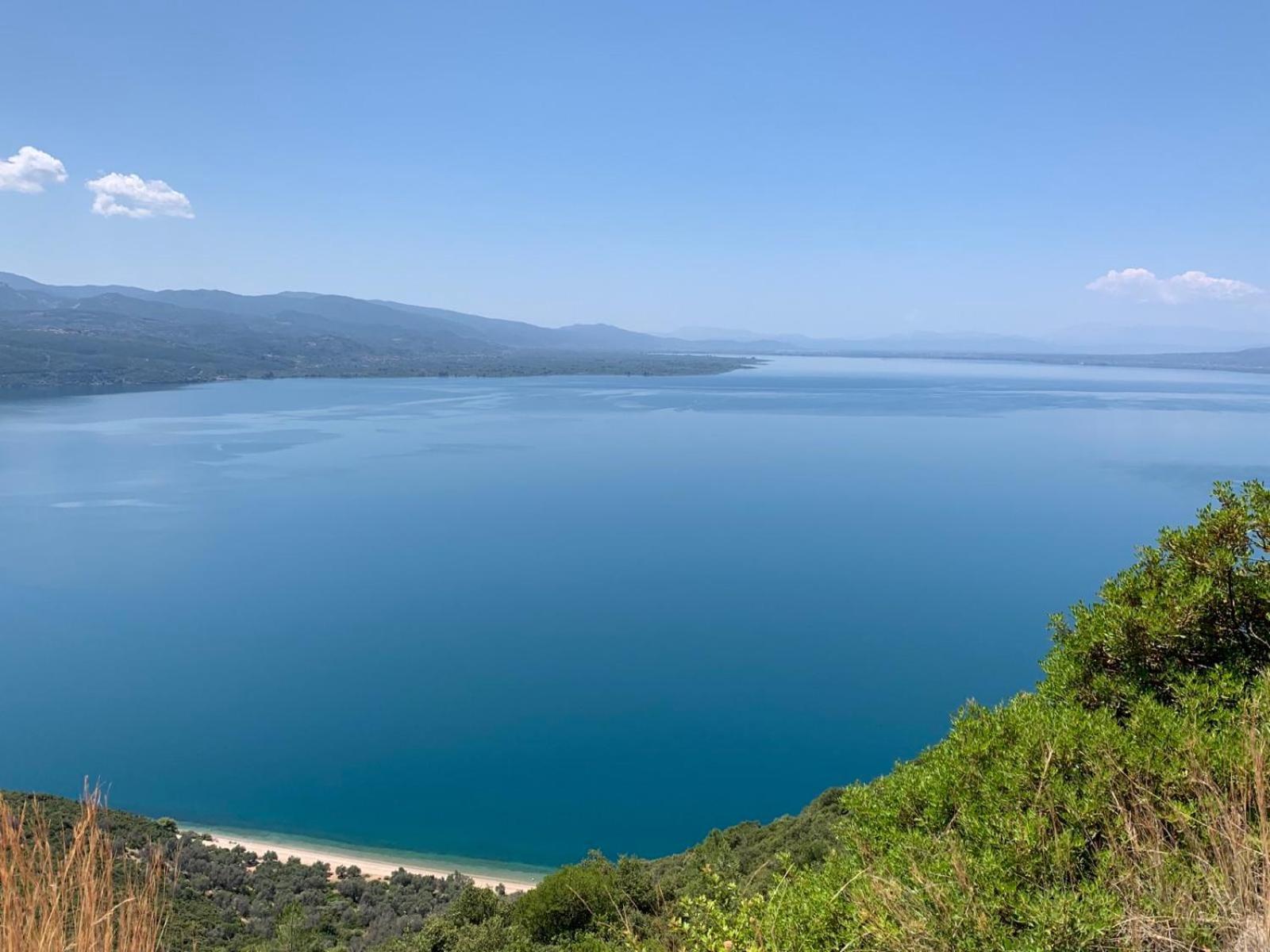 The Lake House" -Trichonida Lake Marathias  Exterior foto
